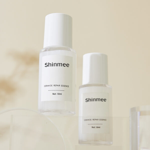 shinmee Ceramide b5 essence repair and protect damaged skin barrier, replenish moisture, and moisturize sensitive skin with redness on the face during seasonal changes